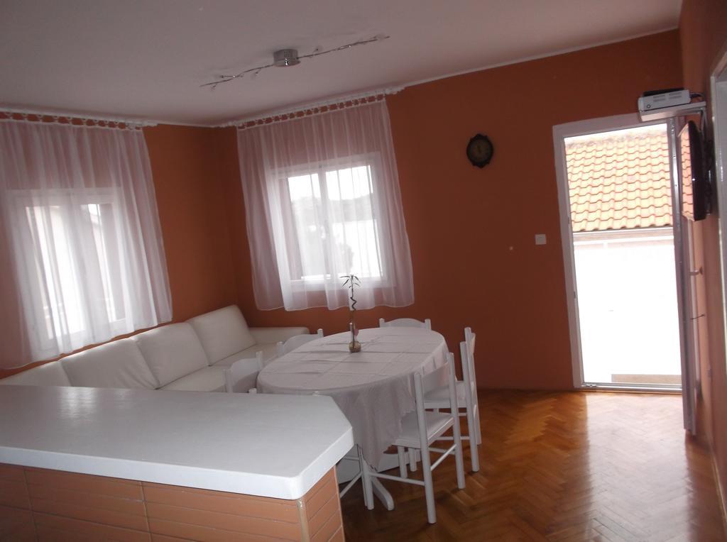 GrebašticaApartman Vladicアパートメント エクステリア 写真